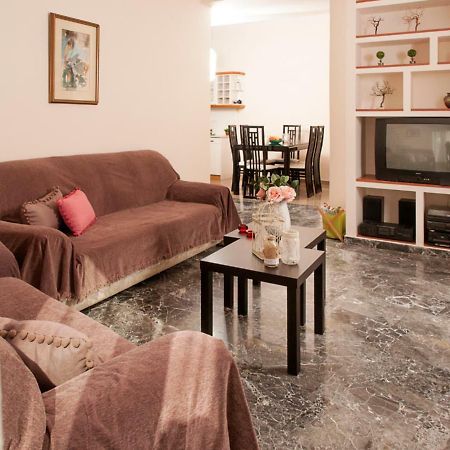 Relaxing Appt. Into The Heart Of Historical Center Apartment Kalamata Ngoại thất bức ảnh