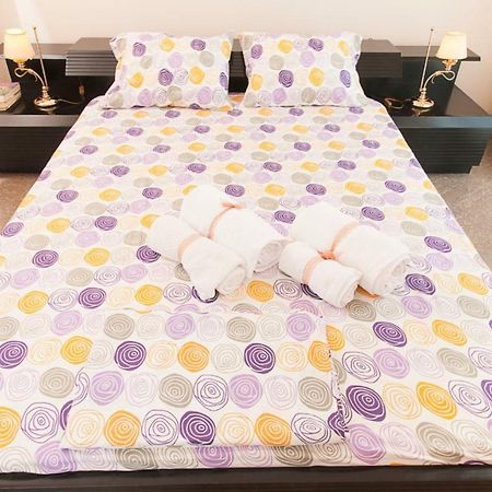 Relaxing Appt. Into The Heart Of Historical Center Apartment Kalamata Ngoại thất bức ảnh