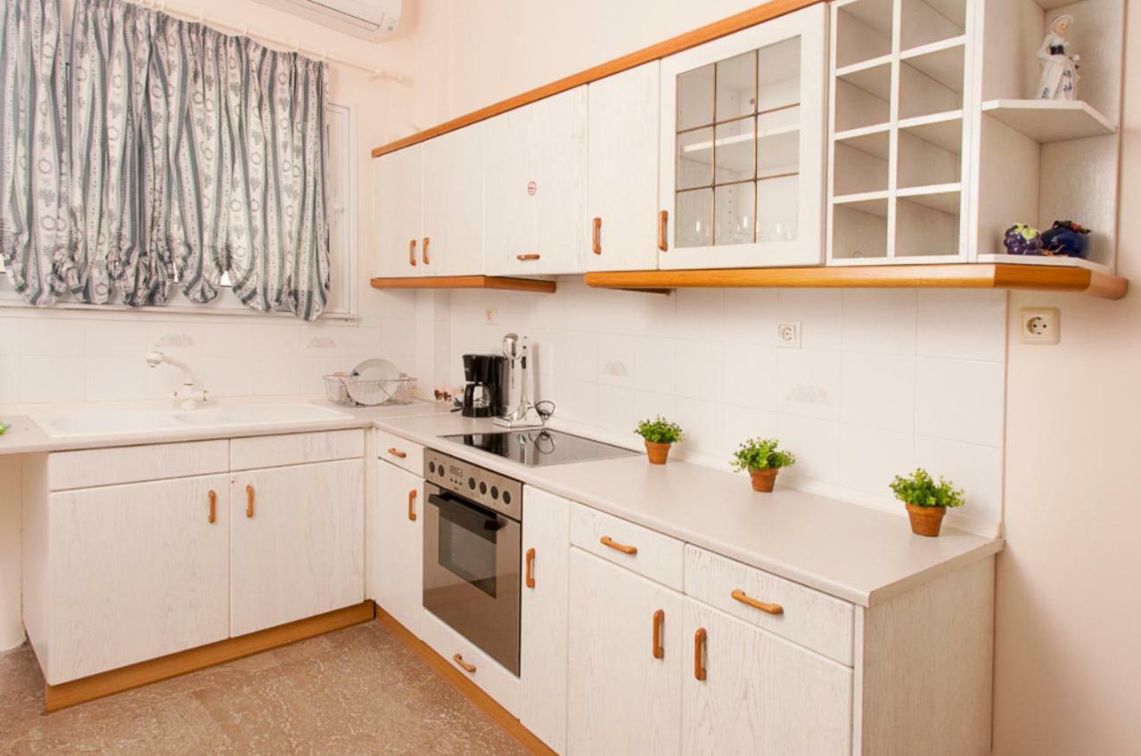 Relaxing Appt. Into The Heart Of Historical Center Apartment Kalamata Ngoại thất bức ảnh